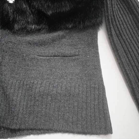 Simply Vera Vera Wang Ladies Size Medium Black & Grey Wool Blend Sweater - Picture 9 of 13